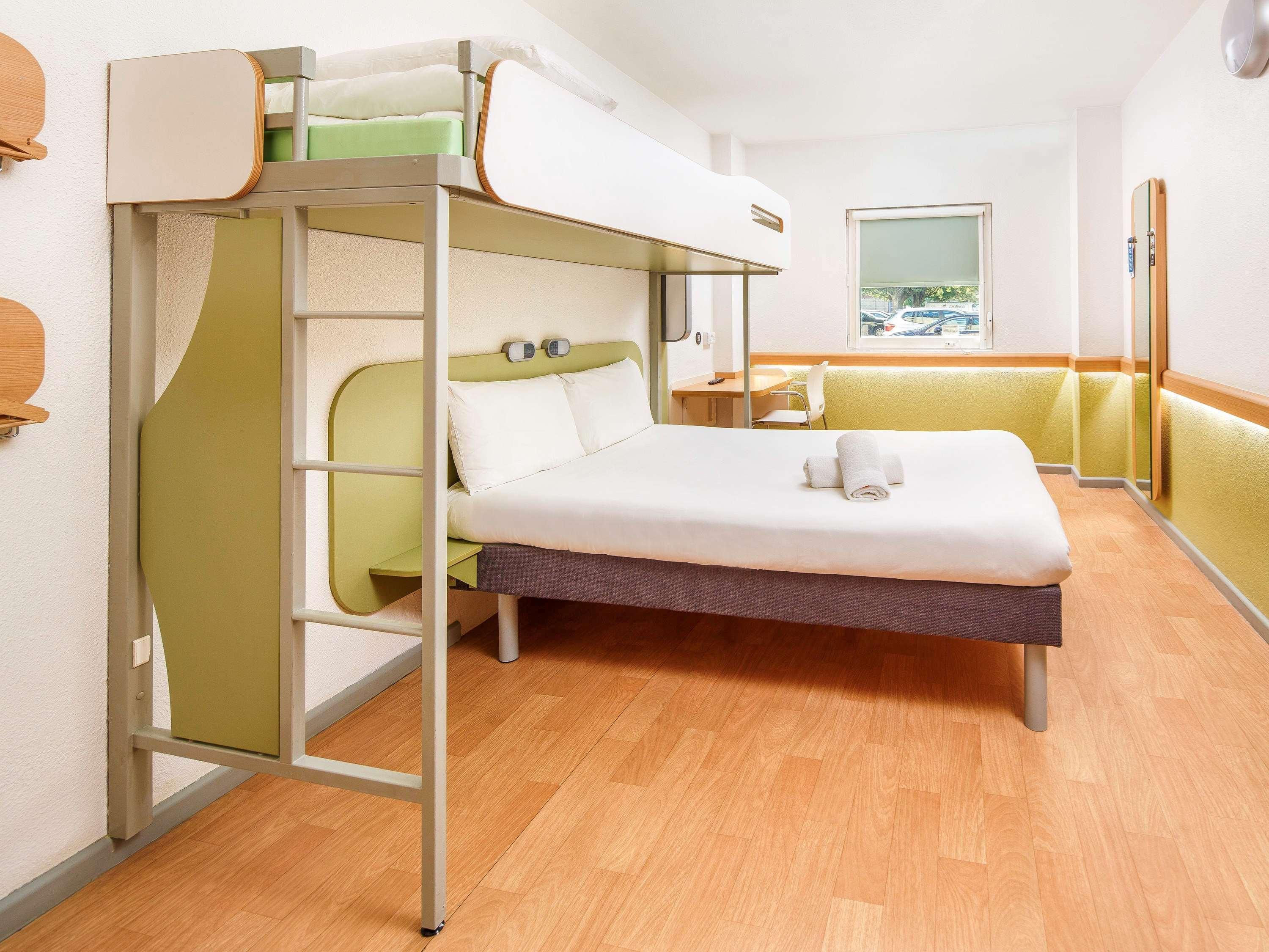 Ibis Budget Southampton Centre Bagian luar foto