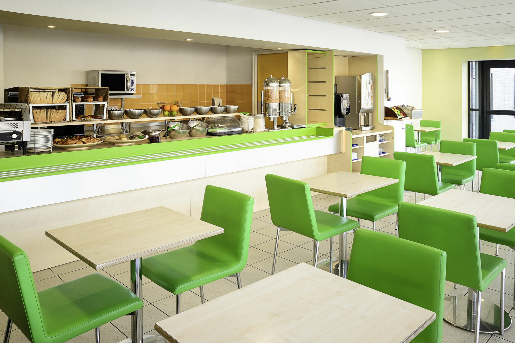 Ibis Budget Southampton Centre Bagian luar foto