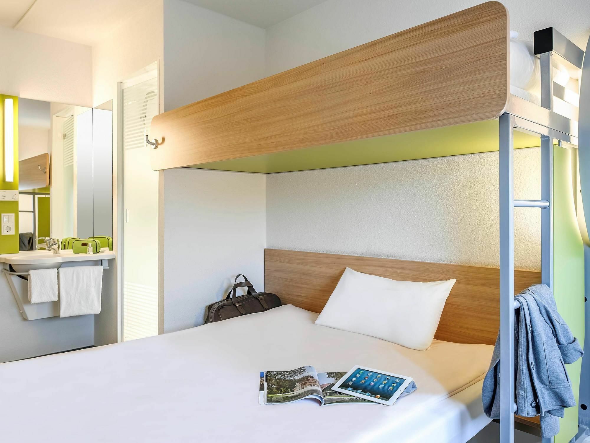Ibis Budget Southampton Centre Bagian luar foto