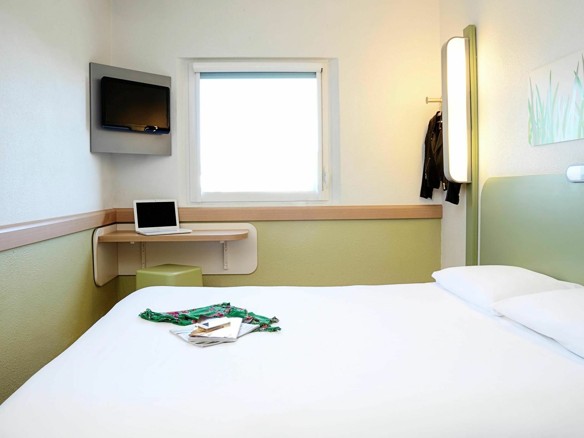 Ibis Budget Southampton Centre Bagian luar foto